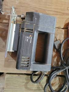 lot 20588 image: Black & Decker Jig Saw Power Tool with Cord - Retail $25