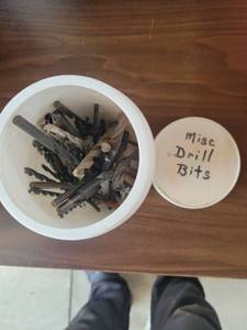 lot 20627 image: Mixed Drill Bit Collection - Retail $15