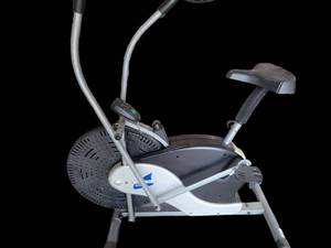 lot 20650 image: Body Rider Elliptical Exercise Machine - Retail $75