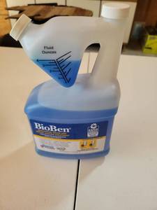 lot 20666 image: BioBen Biological Septic Clean and Treatment Solution - Retail $15
