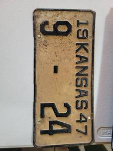 lot 20675 image: 1947 Kansas License Plate - Retail $25