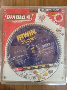 lot 20720 image: Diablo 10 Inch 60 Tooth Fine Finish Circular Saw Blade - Retail $25