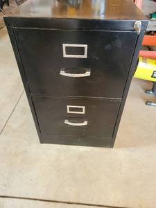 lot 20726 image: Black Metal 2-Drawer Filing Cabinet 29x 18 - Retail $75