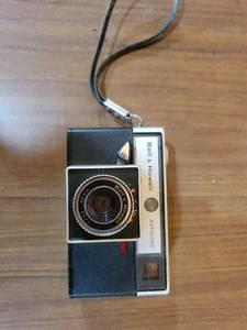 lot 20728 image: Bell & Howell Autoload Film Camera - Retail $25