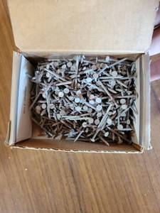 lot 20756 image: Hillman Fas-n-Tite Galvanized Framing Box Nails 1 14 Inch 3d 1 lb - Retail $5