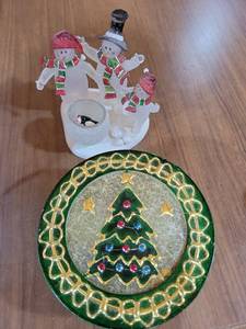 lot 20783 image: Christmas Holiday Decoration Bundle with Snowman Figurine and Glass Plate - Retail $15