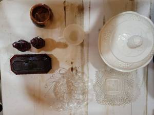 lot 20807 image: Mixed Glassware and Pottery Collection Lot - Retail $25