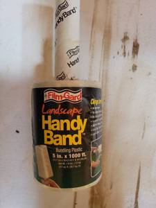 lot 20808 image: Film-Gard Landscape Handy Band Bundling Plastic 5in x 1000ft - Retail $15