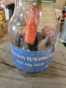 lot 20816 image: Snowman Building Kit in Glass Jar - Retail $8