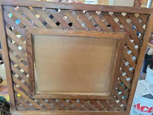 lot 20817 image: Wood Lattice picture frame 21x13 overall size  - Retail $25