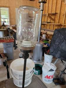 lot 20819 image: Mason Jar Table Lamp with Industrial Base - Retail $25
