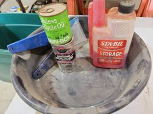 lot 20834 image: Mixed Engine Oil and Fuel Treatment Products Lot - Retail $15