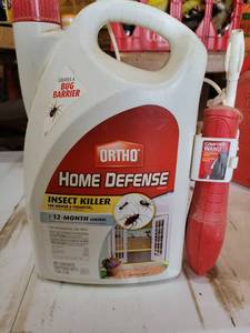 lot 20840 image: Ortho Home Defense Insect Killer with Comfort Wand Sprayer - Retail $12