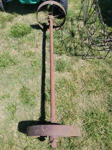 lot 20862 image: vintage cast iron wagon or cart wheels, which are commonly repurposed for rustic garden decoration 69.5L - Retail $150
