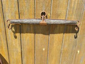lot 20873 image: Rustic Wood and Metal Wall decor with Hooks - Retail $25