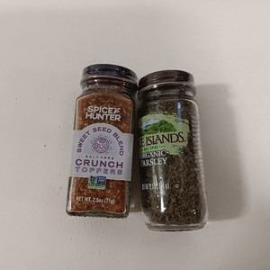 lot 8439 image: 1 Pack The Spice Hunter Crunch Toppers Sweet Seed Seasoning 1 Pack Spice Islands Organic Parsley