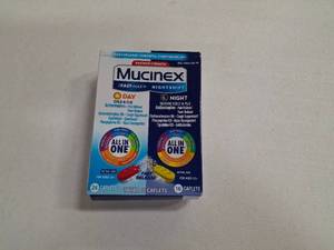 lot 8562 image: Mucinex Fast-Max Cold and Flu & Nightshift Severe Cold and Flu Caplets Combo Pack, 40 CT