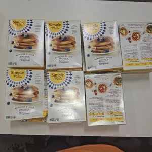 lot 8632 image: 14 Boxes Simple Mills Gluten Free Pancake & Waffle Almond Flour Mix - 10.7oz