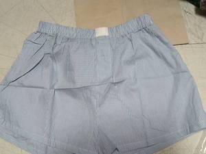lot 42363 image: Womens Blue and White Boxer Shorts Size Sm - Retail $15