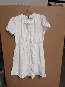 lot 42364 image: Womens White Short Sleeve Button Front Dress Size XL - Retail $15