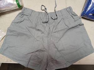 lot 42391 image: Gray Cotton Drawstring Shorts M - Retail $8