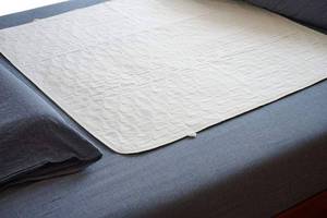 lot 33003 image: Careboree 2 Pack Cotton Top Quilted Underpad, Waterproof Extra Absorbent Use for Incontinence Bed Pads,Washable and Reusable Pet Pads (34 x 36) - Retail $33