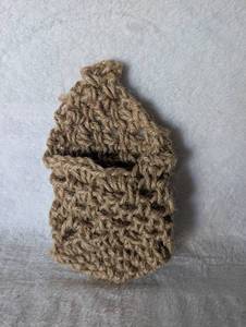 lot 2917 image: Handmade Woven Wall Pouch - new