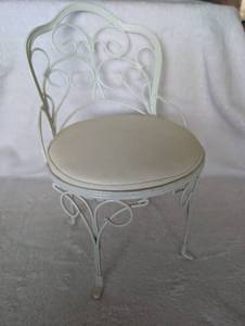 lot 2918 image: White Mini Chair with Padded Seat