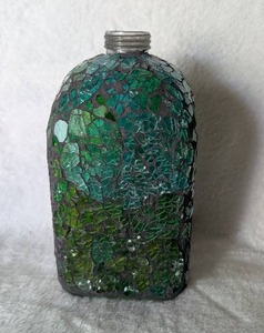 lot 2933 image: Handmade Green Crackle Glass Decorative Bottle
