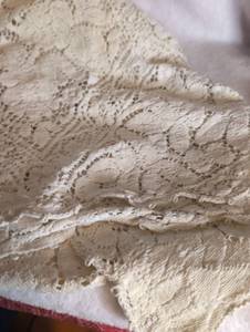 lot 2942 image: Handmade Cream Lace Fabric Tablecloth