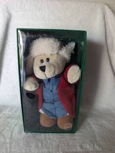 lot 2945 image: Starbucks Home for the Holidays 2016 Bearista Girl Bear