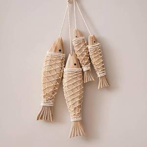 lot 914 image: CSBXC 4 Pack Hand Carved Antique Wood Fish Sculpture Decor Ornament with Fishing Net, Beach Theme Wall Art Hanging Wooden Nautical Fish Decorations for Home, Lake House, Bathroom Bedroom Decorated - Retail $20