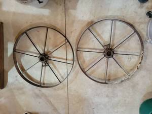 lot 10 image: Pair of Metal Spoke Wheels 26in