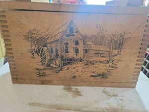 lot 66 image: Wooden Storage ammo Box with Mill House Engraving