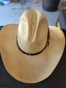 lot 72 image: Stetson size 7 Straw Cowboy Hat with Feather Decoration