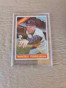 lot 122 image: 1966 Topps Whitey Ford Baseball Card #160 New York Yankees