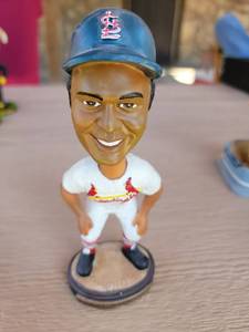 lot 142 image: St. Louis Cardinals Lue Brock Baseball Player Bobblehead