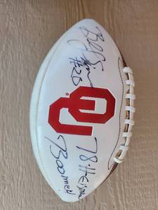 lot 150 image: Oklahoma Sooners Heisman trophy winner  Billy Simms Signed Football
