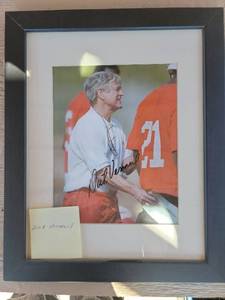 lot 175 image: Dick Vermeil Signed Framed Photograph