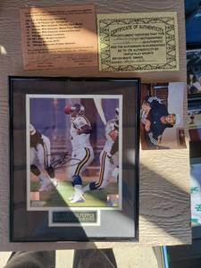 lot 182 image: Daunte Culpepper Autographed Photo with Certificate