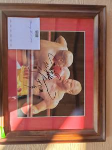 lot 183 image: Signed Tommy Morrison  Boxing Photo