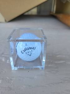 lot 193 image: Johnny Miller Signed Golf Ball  in Acrylic Display Case