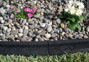 lot 154 image: Bundle of 2 Pieces - EcoBorder 4 ft. Black Rubber Landscape Edging - Pins included