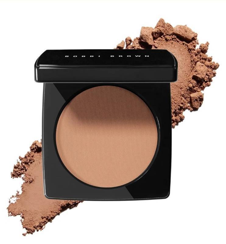 lot 72529 image: Bobbi Brown Bronzing Powder  Skin-Warming Matte Bronzer Powder for Natural-Looking Warmth, 0.32 Ounce - Retail $47