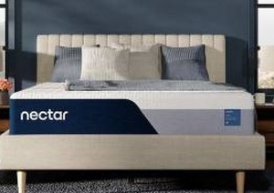 lot 23 image: Nectar Classic Memory Foam Mattress, Queen, Retail $689