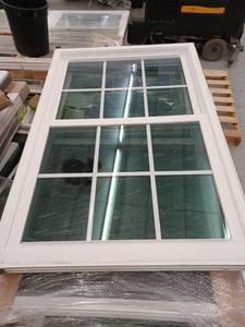 lot 14028 image: Double Hung Vinyl Window, 35.75 x 35.5