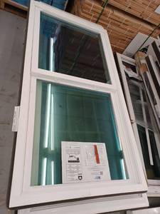 lot 14030 image: Double Hung Vinyl Window, 31.5 x 61