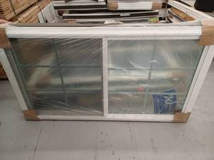 lot 14033 image: Double Hung Vinyl Window, 36.5 x 63.5