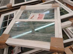 lot 14036 image: Double Hung Vinyl Window, 35.5 x 37.5