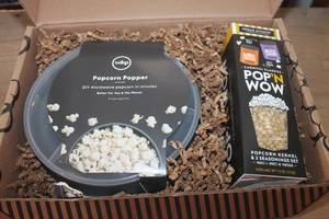 lot 4874 image: NIB Microware Popcorn Maker & More